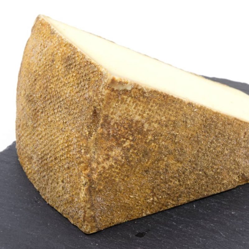 Lechtaler Almkäse | 100% Heu und kräuterreiche Magerwiese | Lechtaler Naturkäserei in Tirol | 100% Heumilch | 55% F.i.T. - Feedbild
